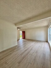 219 S Lillie Ave in Fullerton, CA - Building Photo - Building Photo