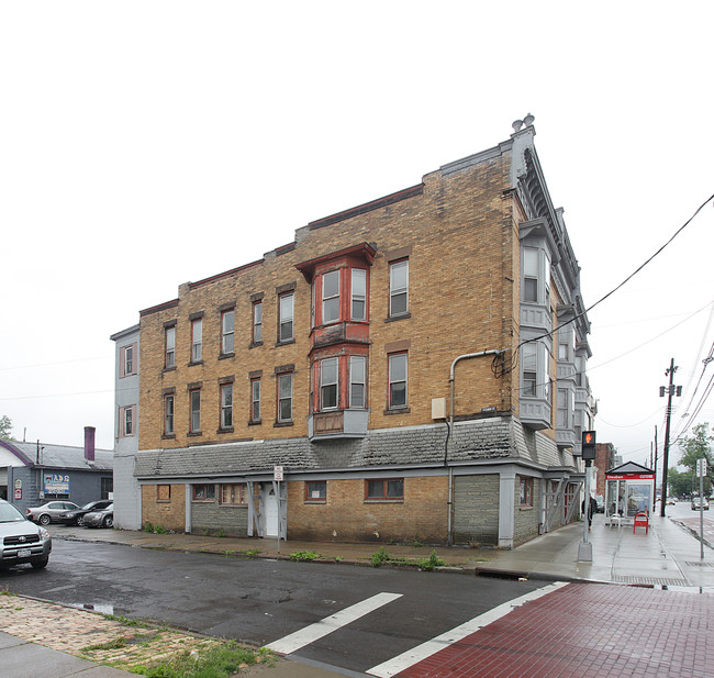 922 State St in Schenectady, NY - Building Photo - Building Photo