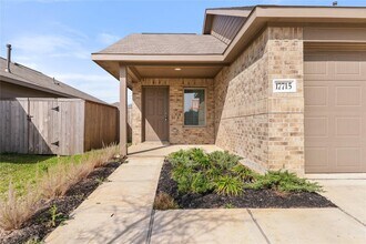 17715 Grv Hl Dr in Hockley, TX - Building Photo - Building Photo