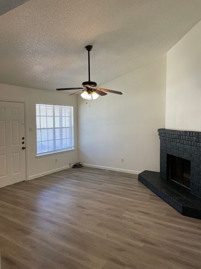 property at 412 Greenlawn Blvd
