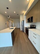 546 Saratoga St in Boston, MA - Building Photo - Building Photo