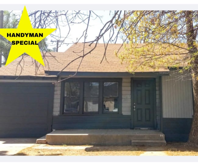 property at 1107 32nd St
