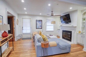 1301 Willivee Dr in Decatur, GA - Building Photo - Building Photo