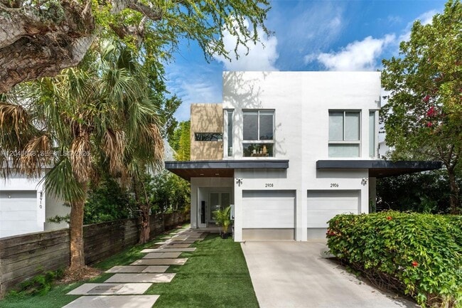 property at 2908 Virginia St