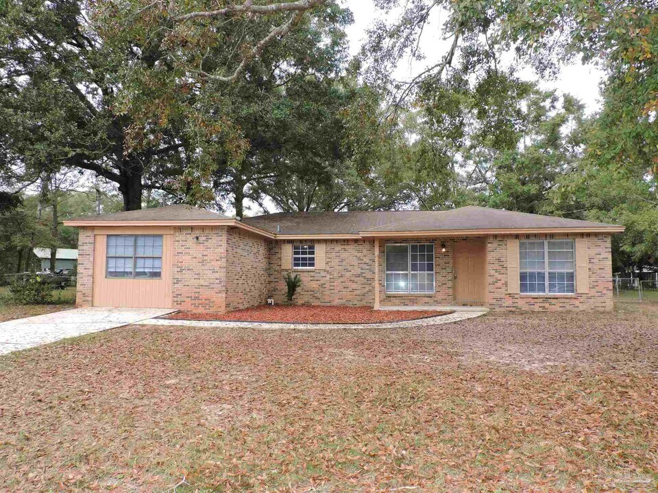 4189 Marcus Ct in Pace, FL - Building Photo