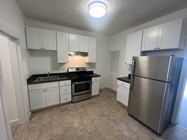 632 San Bruno Ave in San Francisco, CA - Building Photo - Building Photo