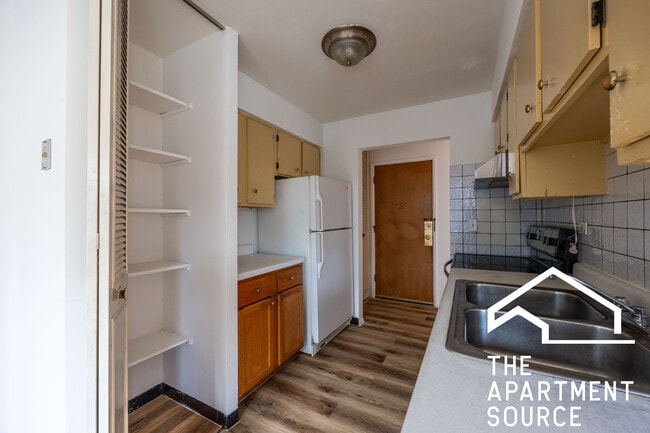 6250 N Kenmore Ave in Chicago, IL - Building Photo - Building Photo