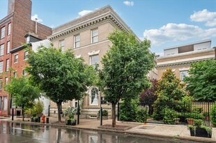 323 Race St in Philadelphia, PA - Building Photo