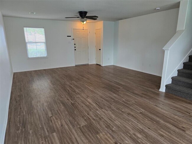 11909 Big Sky Dr in Manor, TX - Building Photo - Building Photo