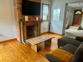 1235 Highland St in Columbus, OH - Building Photo - Building Photo