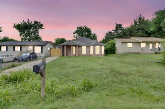 2520 Fatima Ave in Dallas, TX - Building Photo - Building Photo