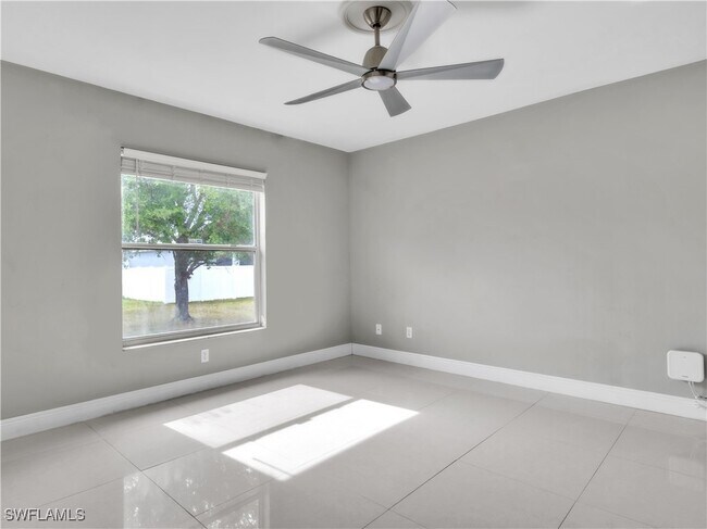 property at 1526 NW 21st Pl