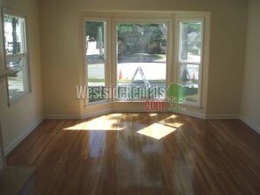 1441 Roxbury Dr in Los Angeles, CA - Building Photo - Building Photo
