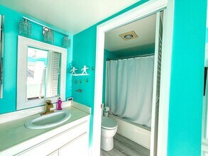 291 Sequoia Ct, Unit 31 in Thousand Oaks, CA - Building Photo - Building Photo