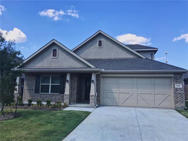 6141 Sutton Fields Trail in Aubrey, TX - Building Photo