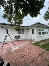 6265 Highway 75 in Madisonville, TX - Building Photo - Building Photo