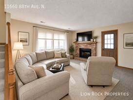 11660 88th Ave N in Maple Grove, MN - Building Photo