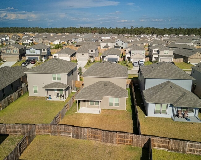 15126 Canyon Rapids Rd in Conroe, TX - Building Photo - Building Photo