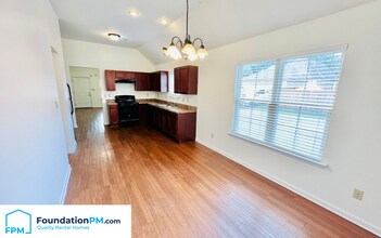 1314 Crosstown Ct in Memphis, TN - Building Photo - Building Photo