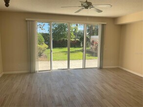 7580 Andora Dr, Unit 19306 in Sarasota, FL - Building Photo - Building Photo