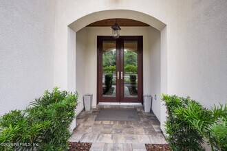 4971 Marina San Pablo Pl in Jacksonville, FL - Foto de edificio - Building Photo