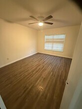 1630 J Lawson Blvd in Orlando, FL - Foto de edificio - Building Photo