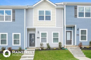 1075 Arlene Dr in La Vergne, TN - Building Photo