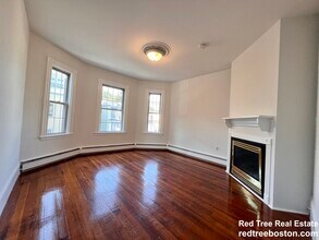 401 E 7th St, Unit 3 in Boston, MA - Building Photo - Building Photo