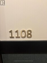 1660 Bloor St W in Toronto, ON - Building Photo - Building Photo