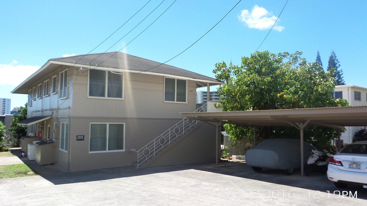 1559B Thurston Ave-Unit -7 in Honolulu, HI - Building Photo