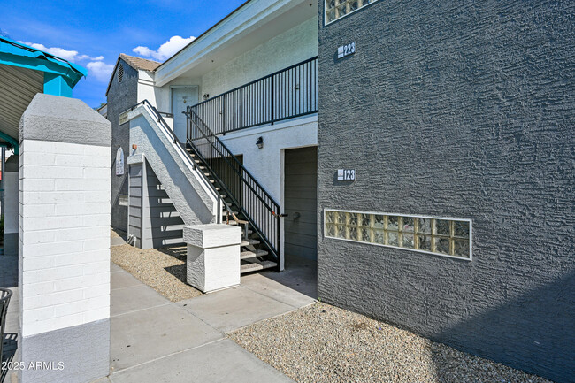 property at 3065 N 67th Ave