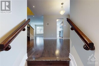 154 Lerta Way in Ottawa, ON - Building Photo - Building Photo