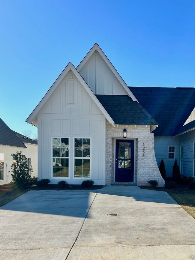 property at 1256 Hidden Den Trl