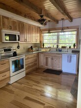14 Bear Point Rd in Meredith, NH - Building Photo - Building Photo
