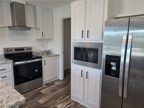 7 Birch Blvd in Ft. Myers, FL - Building Photo - Building Photo