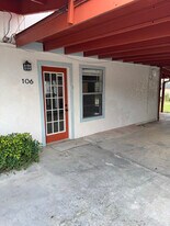 20045 FM306 in Canyon Lake, TX - Building Photo