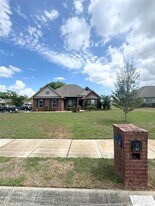 4137 Tamworth Ct in Pace, FL - Building Photo