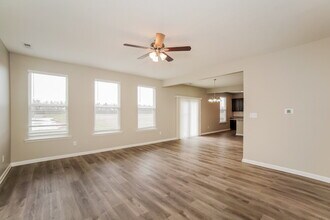 1119 Barberry Dr in Greenwood, IN - Foto de edificio - Building Photo