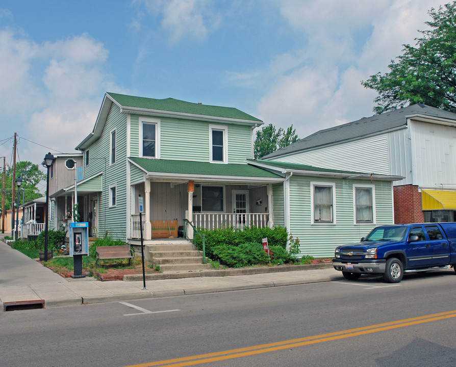 27 N Miami St in West Milton, OH - Foto de edificio