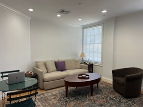 53 Greenwich Ave in Greenwich, CT - Building Photo - Building Photo