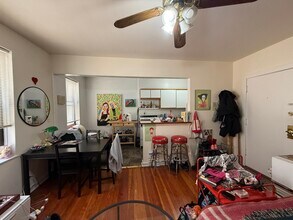 644 W Wrightwood Ave in Chicago, IL - Building Photo - Building Photo