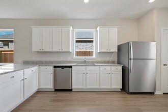 2530 Green Jasper Dr in Arcola, TX - Building Photo - Building Photo