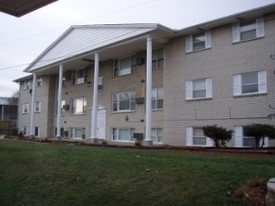 3304 Sun Valley Ter Apartments