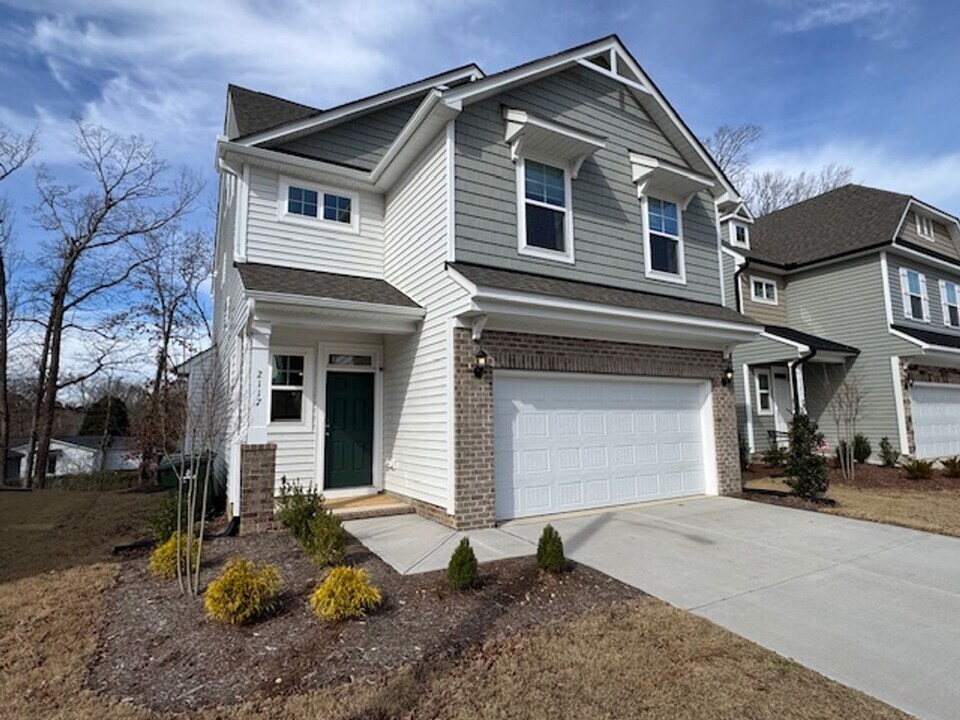 2117 Seneca Dr in Raleigh, NC - Building Photo