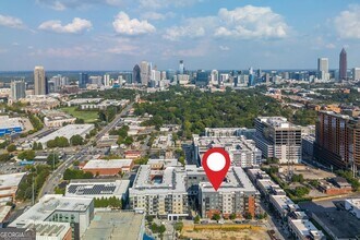 699 Vidalia Ln in Atlanta, GA - Building Photo - Building Photo