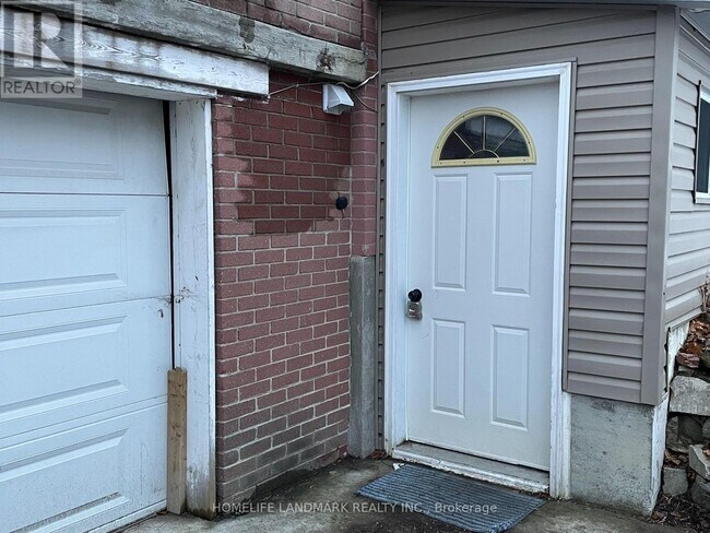 448 Osiris Dr in Richmond Hill, ON - Building Photo - Building Photo