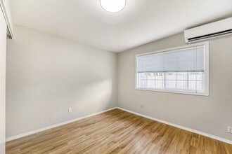 644 164th Pl NE in Bellevue, WA - Building Photo - Building Photo