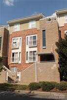 625 Raphael Place in Charlotte, NC - Building Photo