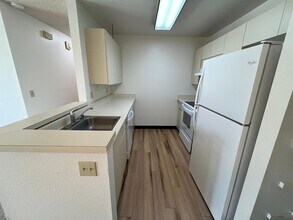 94-1505-1505 Waipio Uka St in Waipahu, HI - Building Photo - Building Photo