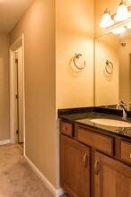 6048 Chasewood Pkwy in Minnetonka, MN - Building Photo - Building Photo